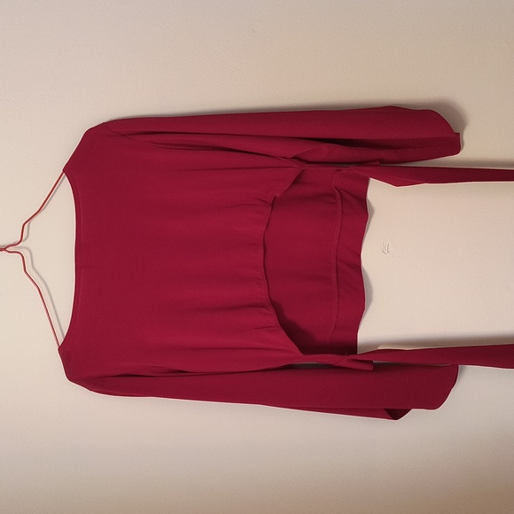 Red Top - Picture 2 of 2